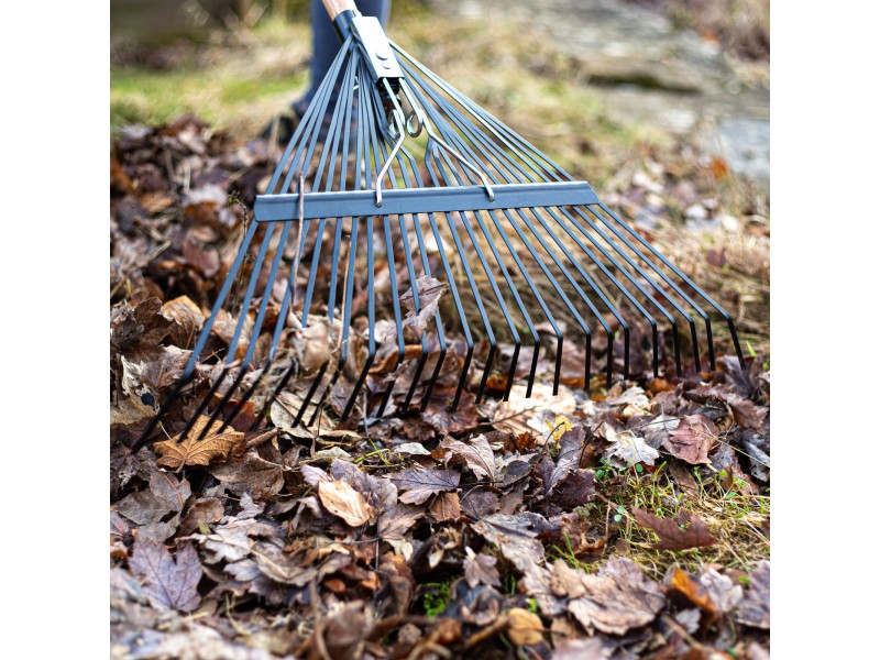 AMES Carbon Steel Flat Tine Leaf Rake