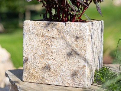 Apta Cotswold Stone Cube