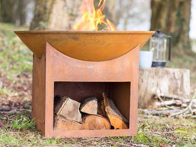 La Hacienda Fasa Fire Pit with Log Store