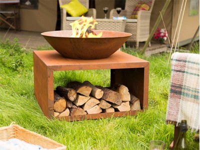 La Hacienda Moho Fire Pit with Log Store