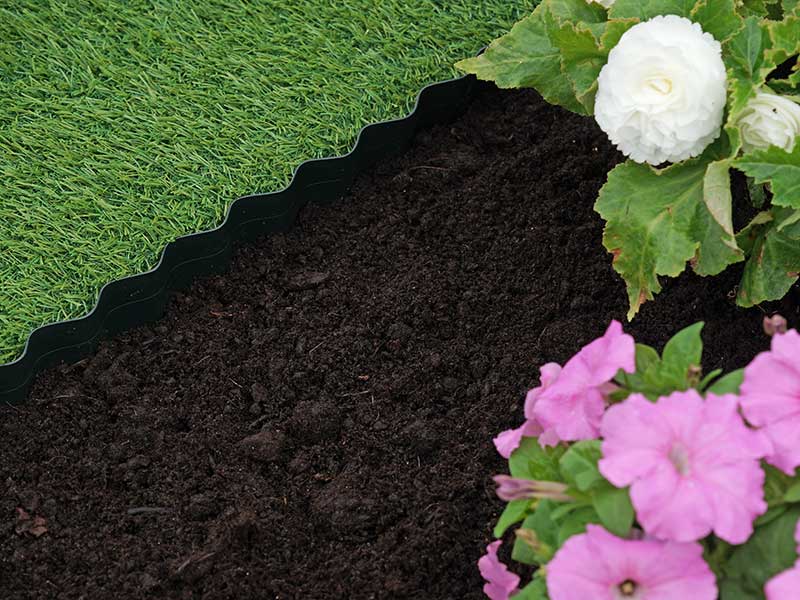 Smart Garden Plastic Lawn Edging - 10m x 150mm