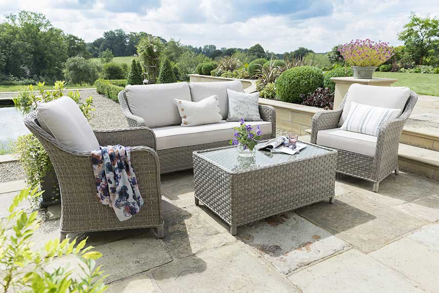 Kettler Charlbury wicker garden lounge set with sofa chairs and table