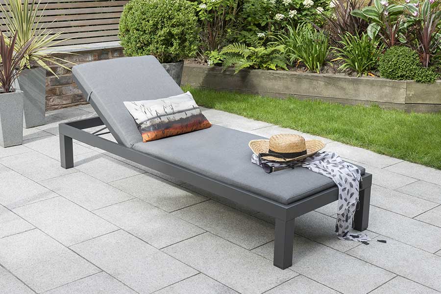 Kettler Elba reclining metal garden lounger